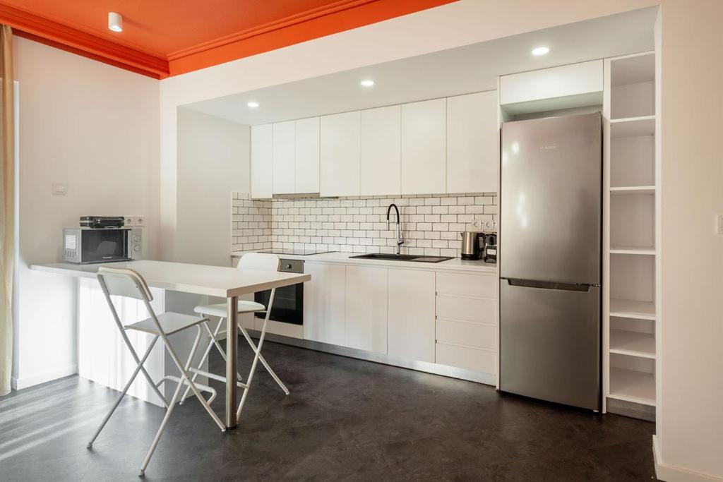 Aparthotel Onezerotwo By Zoia Living Athen Exterior foto